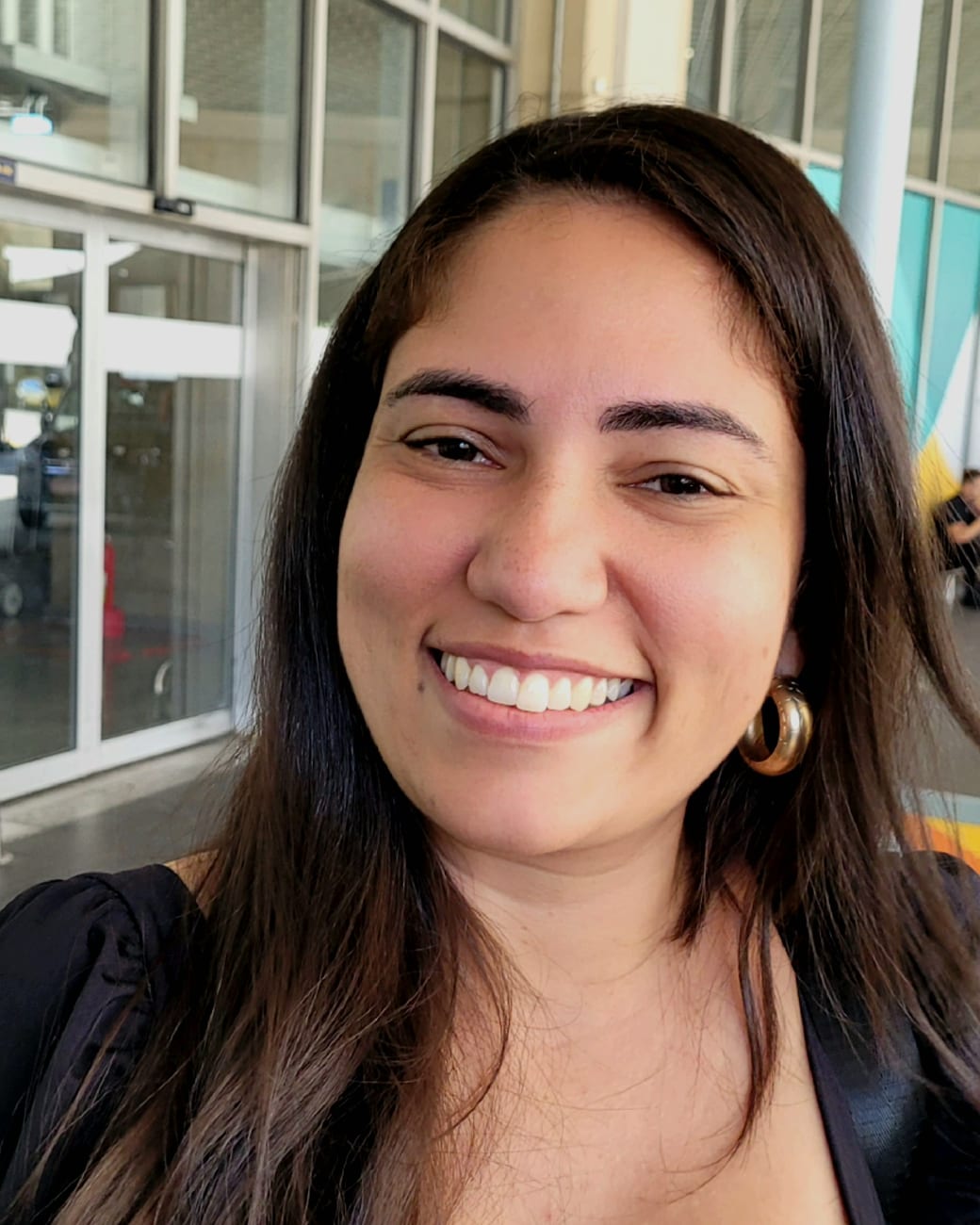 Ivy, Portuguese to English translation specialist